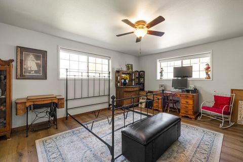 Tiny photo for 1528 Tamera Drive, Klamath Falls, OR 97603 (MLS # 220213165)