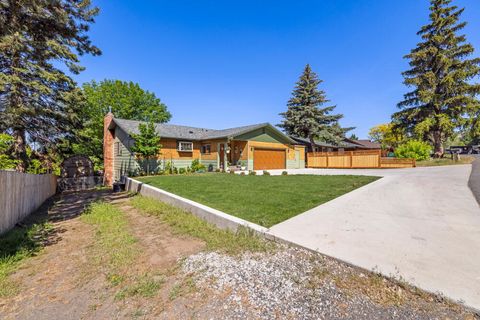 Tiny photo for 1528 Tamera Drive, Klamath Falls, OR 97603 (MLS # 220213165)