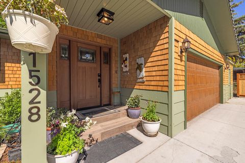 Tiny photo for 1528 Tamera Drive, Klamath Falls, OR 97603 (MLS # 220213165)