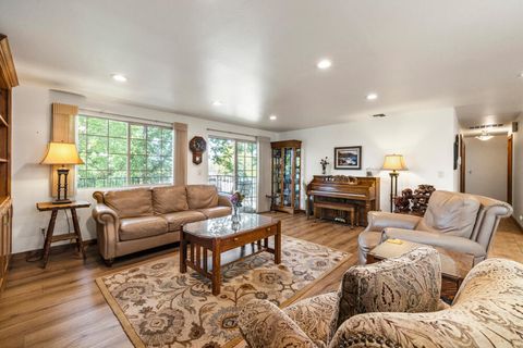 Tiny photo for 1528 Tamera Drive, Klamath Falls, OR 97603 (MLS # 220213165)