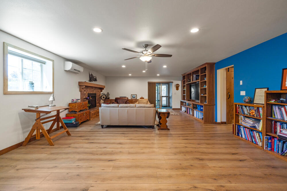 Moyina - Residential