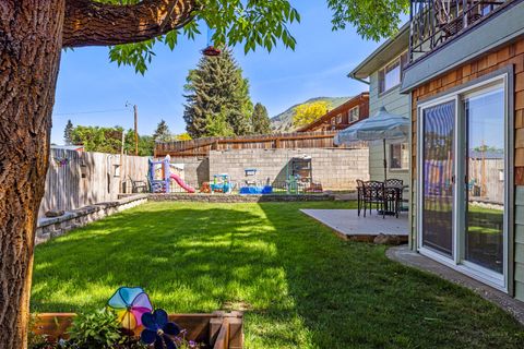 Tiny photo for 1528 Tamera Drive, Klamath Falls, OR 97603 (MLS # 220213165)