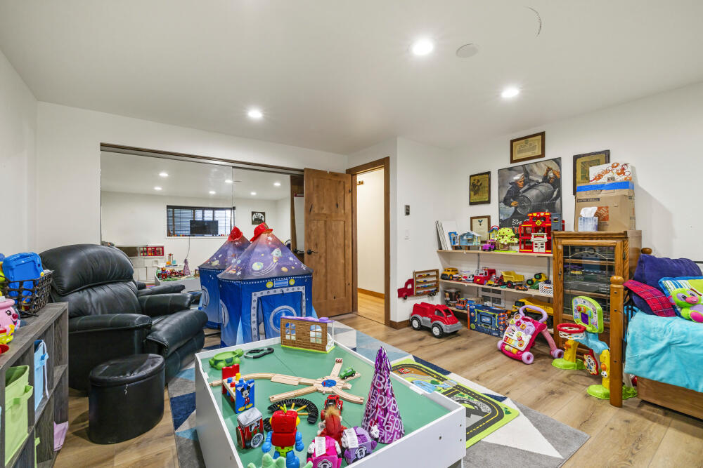 Moyina - Residential