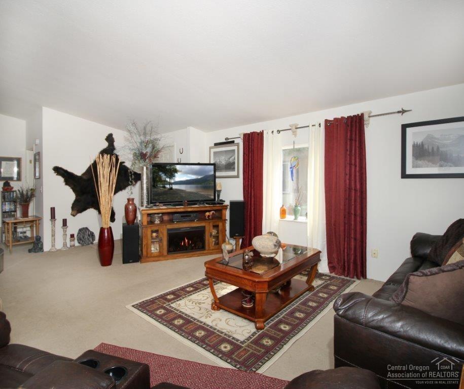 The Pines - Residential