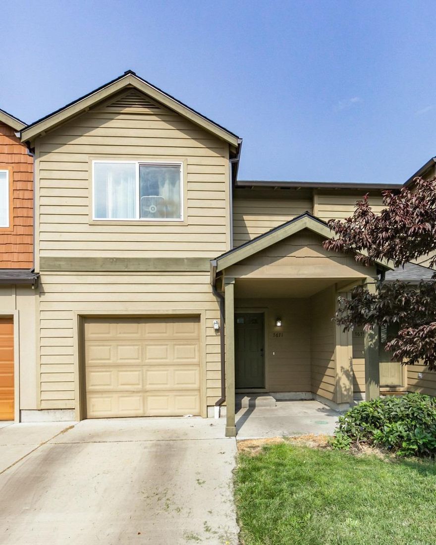 Come & see this 2 story, 2007 built town-home located in a newly constructed neighborhood of White City! This home feature upgraded bamboo flooring & is conveniently located near the Library & the Civic Center. The lower level consists of the kitchen & living area with access to the single car garage & a half bathroom, & the bedrooms, 2 full bathrooms, & washer/dryer are located in the upper level. This is a great opportunity for an investor or a first time home buyer!