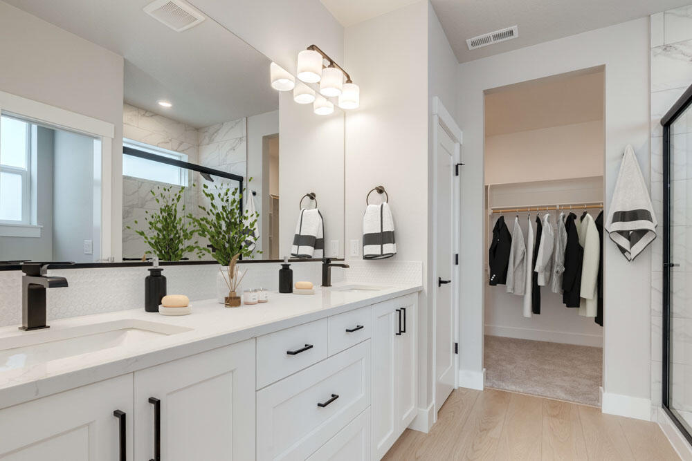 3060 NE Brownstone Place