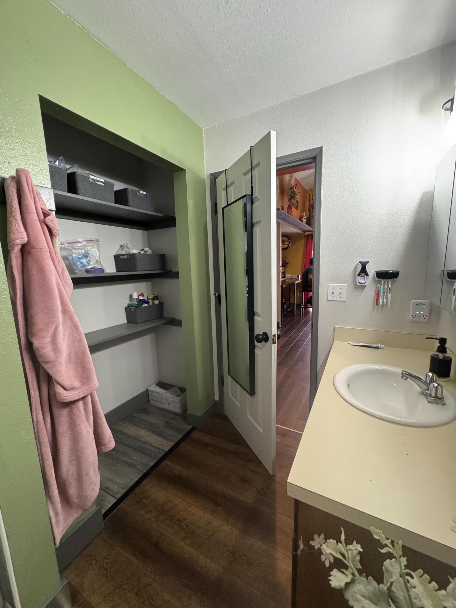 Klamath Falls -Hot Springs Addition - Residential Income