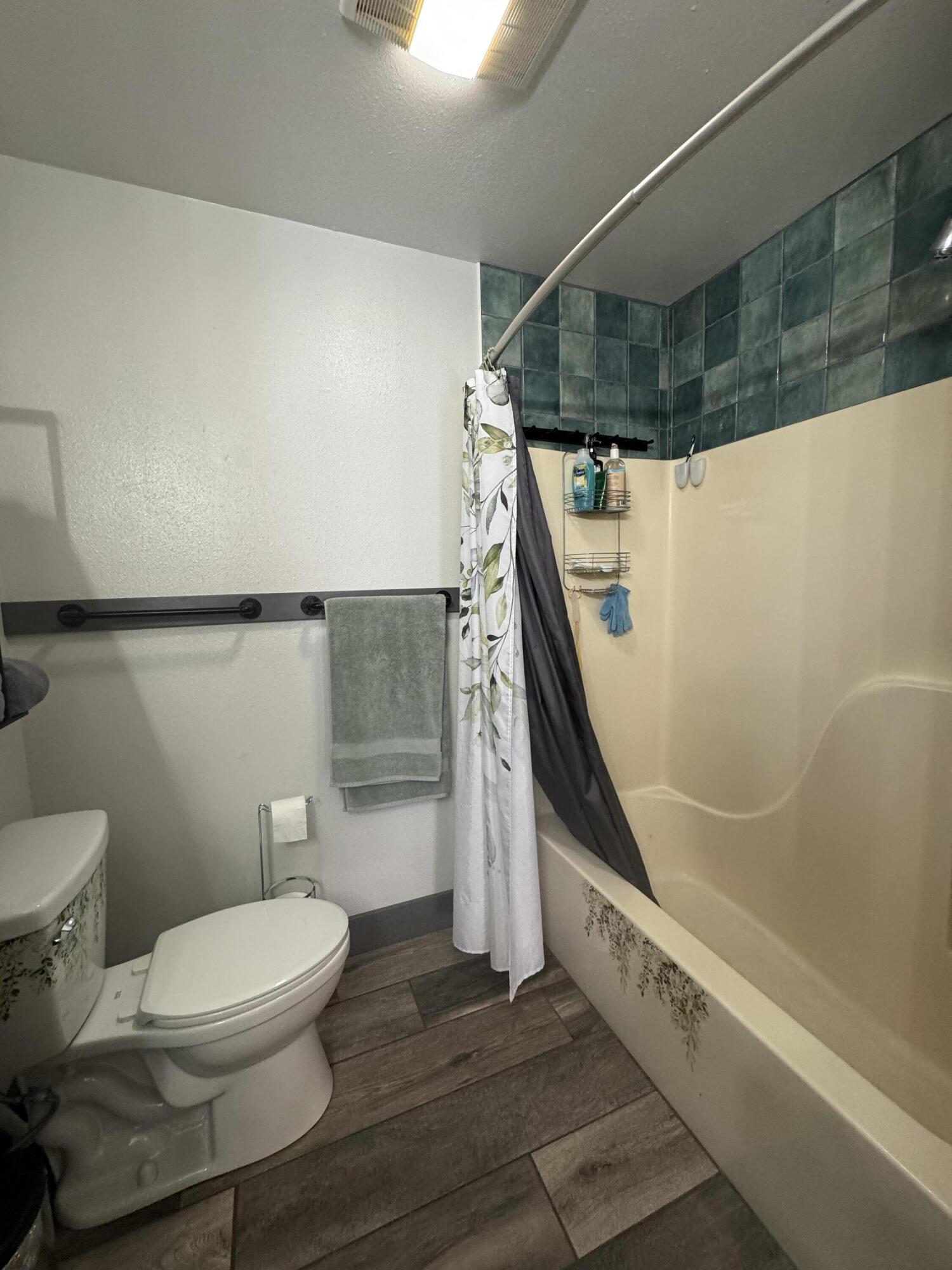 Klamath Falls -Hot Springs Addition - Residential Income