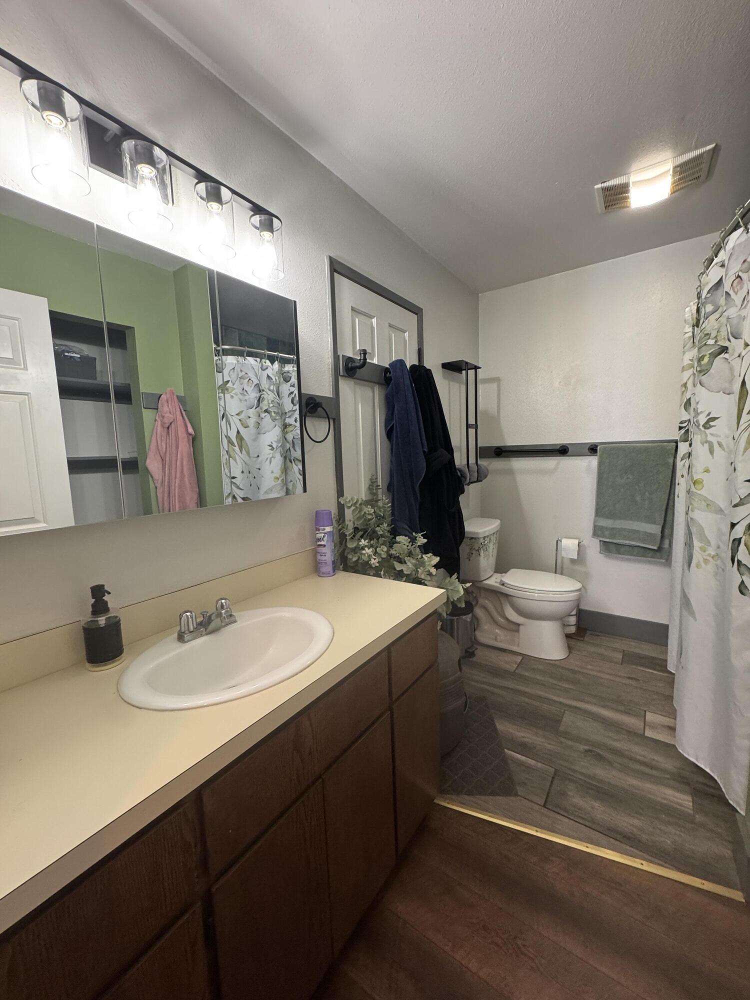 Klamath Falls -Hot Springs Addition - Residential Income