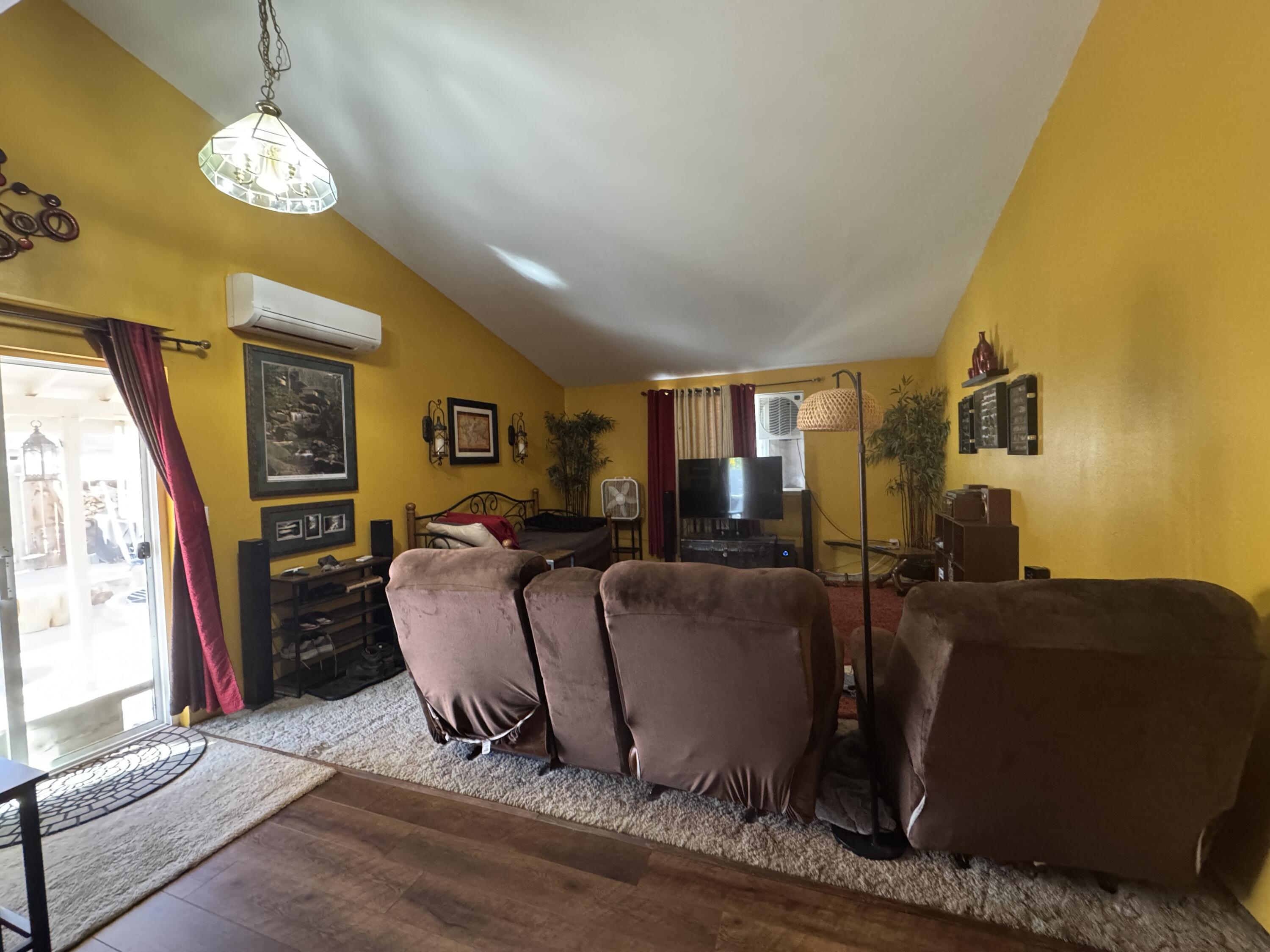 Klamath Falls -Hot Springs Addition - Residential Income