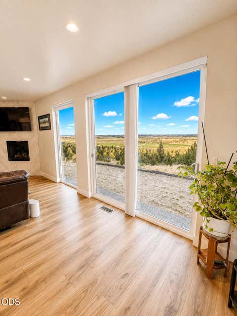 Tiny photo for 1901 NE Camas Lane, Madras, OR 97741 (MLS # 220226643)