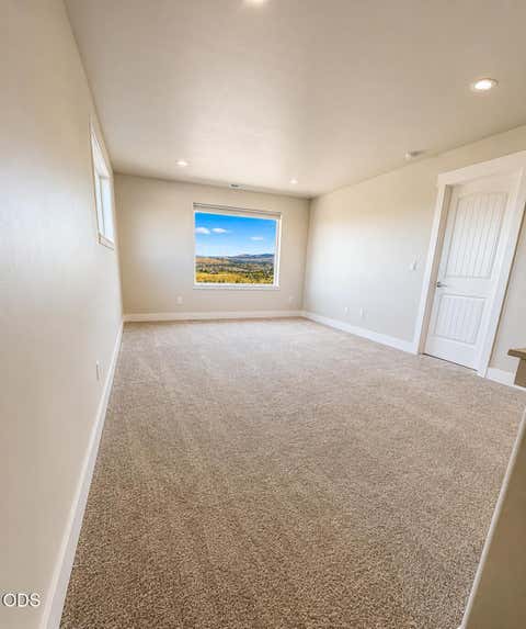 Tiny photo for 1901 NE Camas Lane, Madras, OR 97741 (MLS # 220226643)