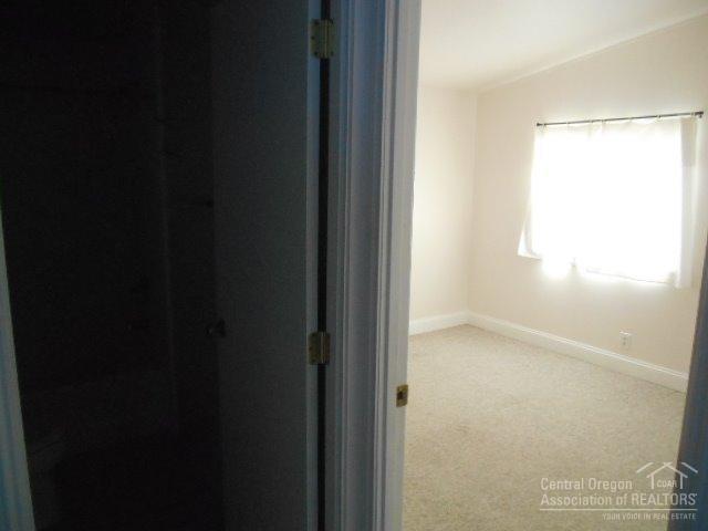 Railroad - Residential