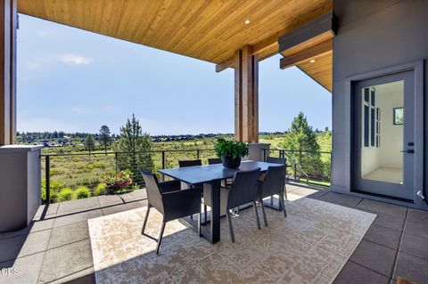 Tiny photo for 61404 SW Skene Trail, Bend, OR 97702 (MLS # 220225384)