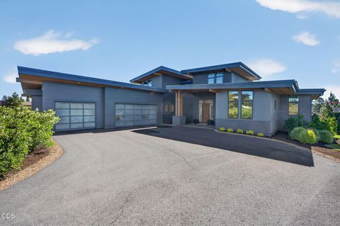 Photo of 61404 SW Skene Trail, Bend, OR 97702 (MLS # 220225384)