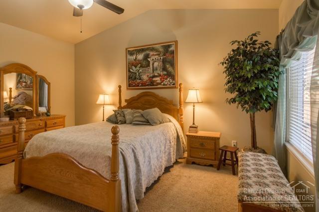 Hollow Pine Estate - Residential