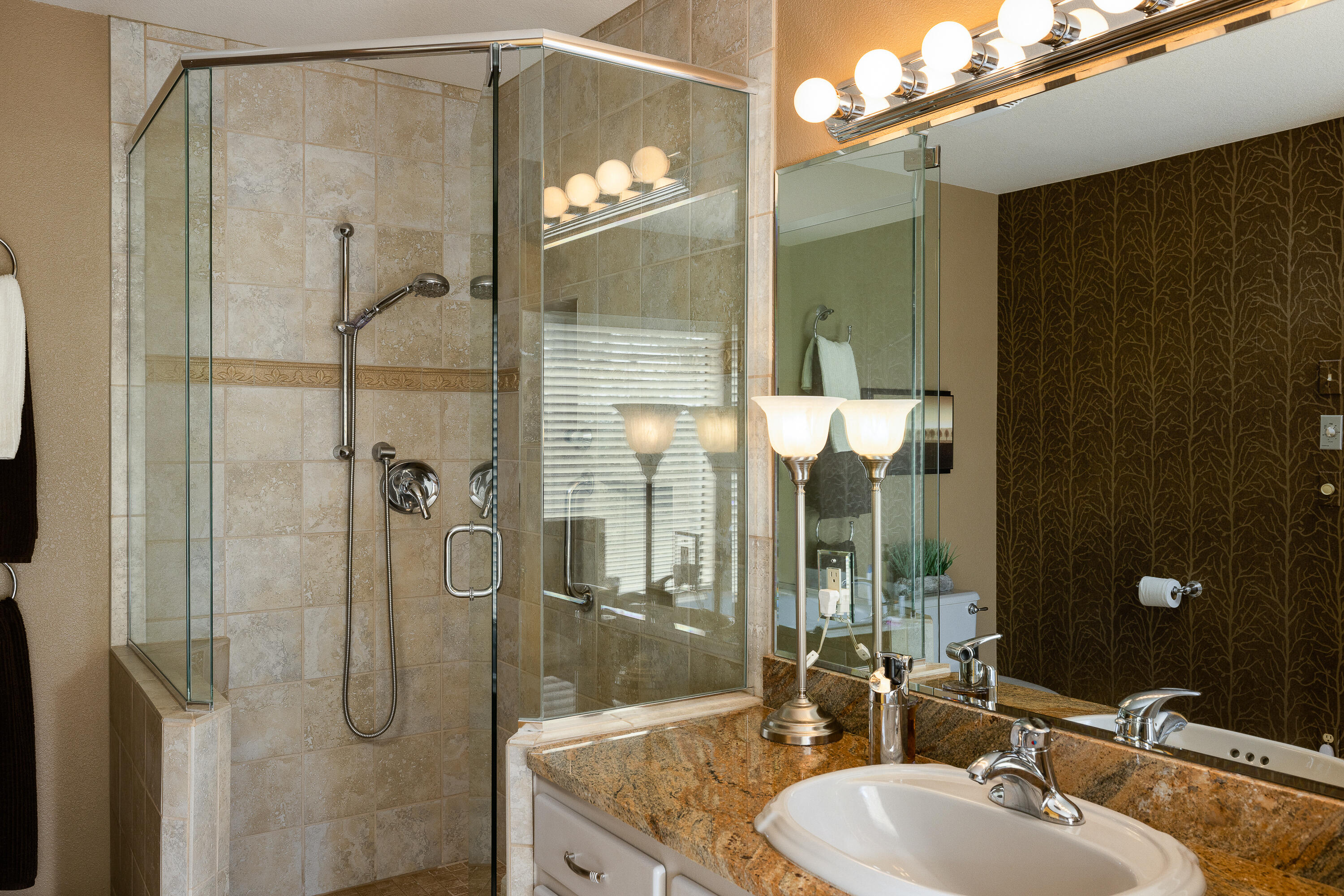 Lovestone Acres - Residential