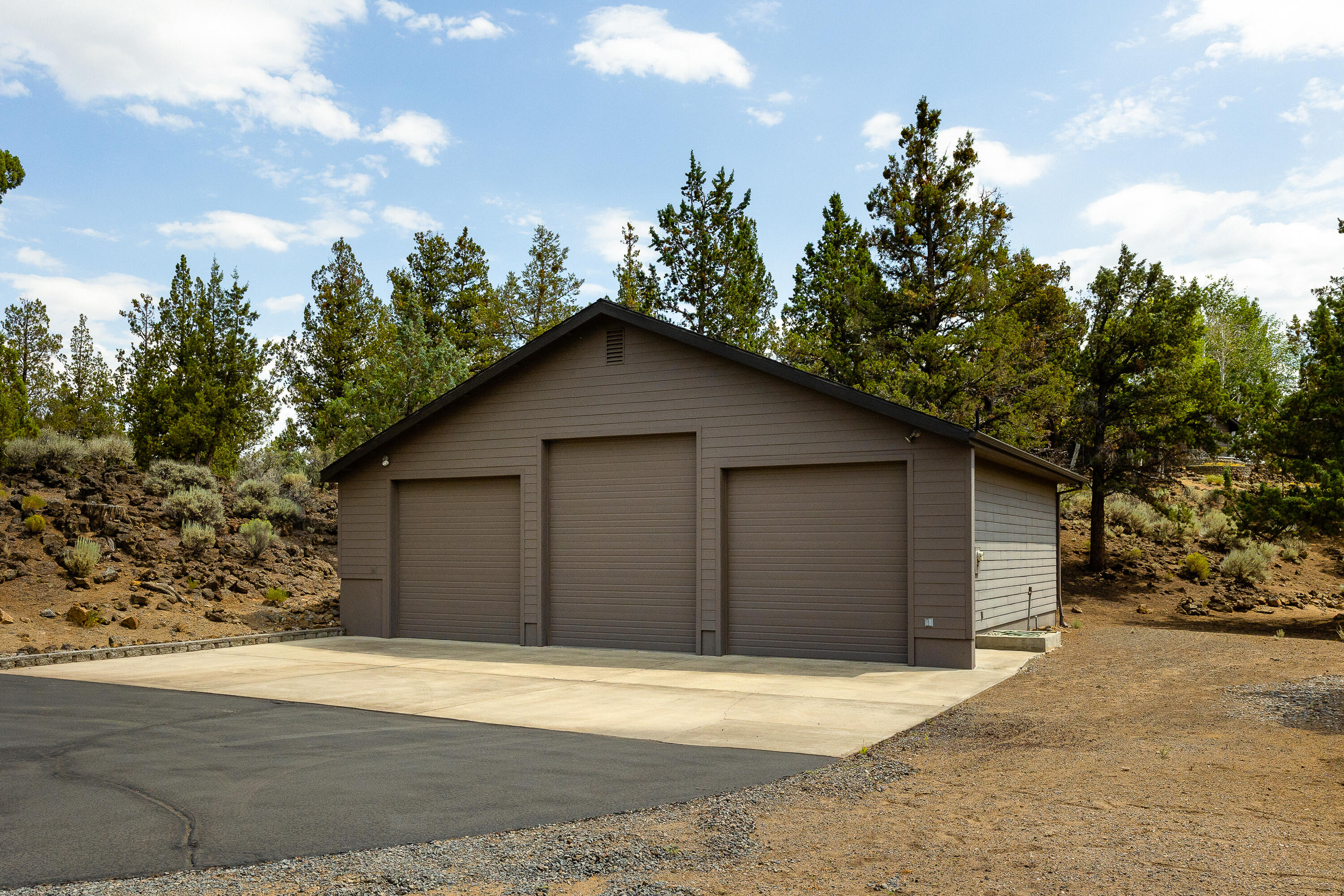 Lovestone Acres - Residential