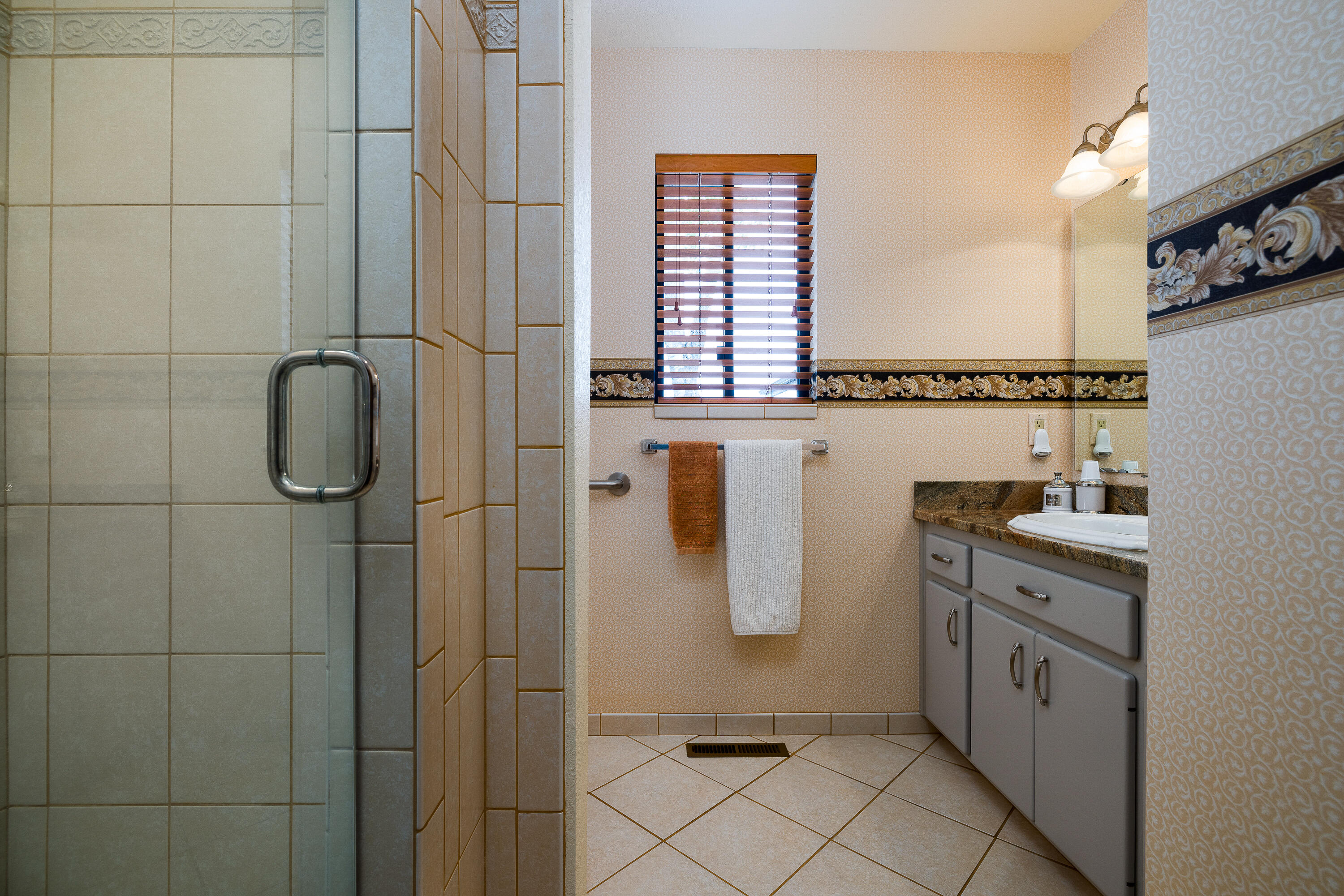 Lovestone Acres - Residential