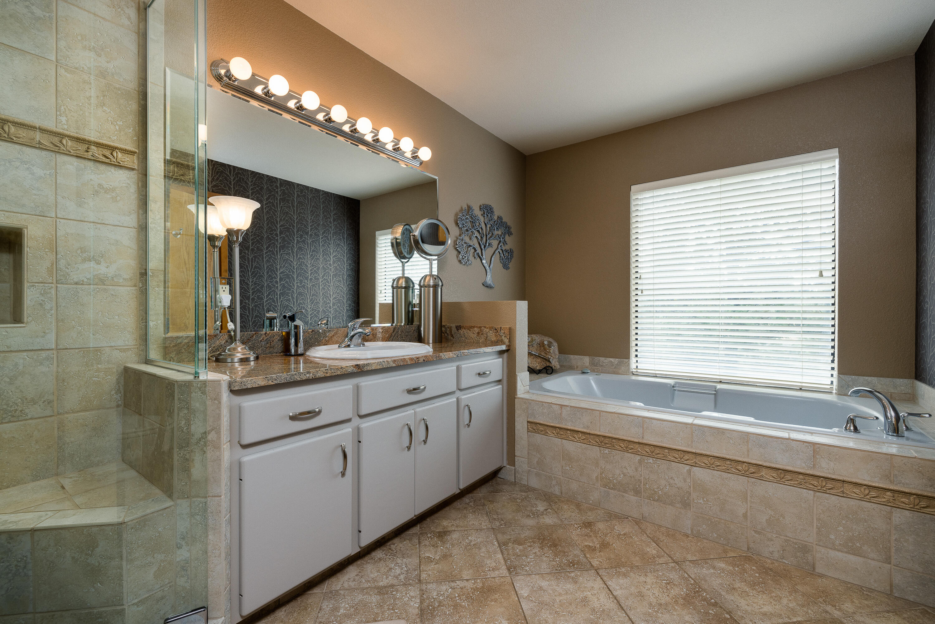 Lovestone Acres - Residential