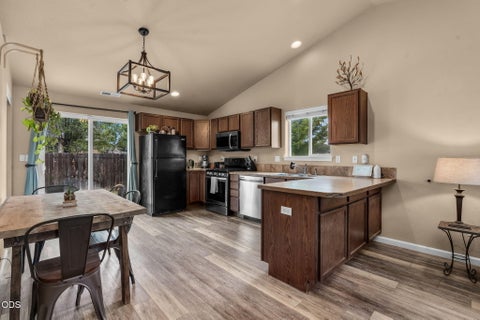 Tiny photo for 2620 NE 3rd Street, Redmond, OR 97756 (MLS # 220225760)
