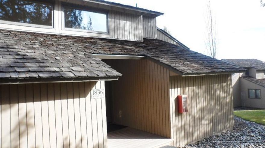 A best buy. A three bedroom with hot tub and beautiful Deschutes river view. Four weeks a year ( one in each season )Includes all resort amenities. Rated Gold Crown and Five Star for trading. A deeded property that can be used, loaned, rented, or exchanged. Best time to view is Mondays 11AM to 4 PM