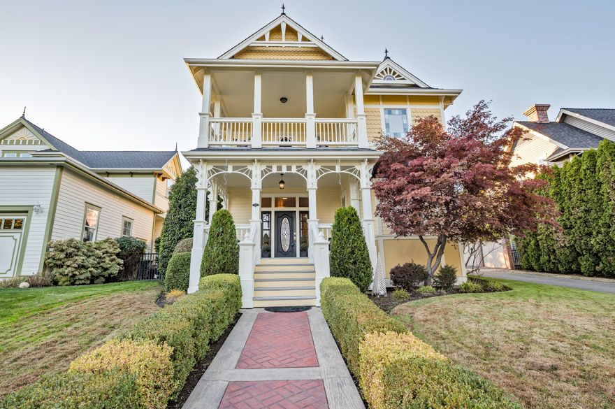 Historic Jacksonville City & Nunan Square containing very unique newer homes, each designed in an architectural style of yesteryear. Beautiful well-maintained Queen Anne Victorian home with many amenities: hardwood floors, crown molding, Lg windows, 10 ft ceilings downstairs w/ Lg vaulted ceilings in master suite (now being used as a theatre/media room). This is a 2nd home for owners. Lg covered porch in front, Lg covered deck in back plus paver brick patio on back area of home with good size private fenced backyard. This is one of the best locations in this subdivision w/ large cement driveway and a detached 2 car garage with a staircase to rm above the garage. Stainless Steel appliances w/ gas cooktop & conv oven, walk-in pantry & Corian countertops in kitchen. Another covered balcony upstairs w/French door off master; 2nd bedroom overlooking beautiful greenways; French door off dining room. Seller is offering to the Buyer the furniture, game tables and all TV's!