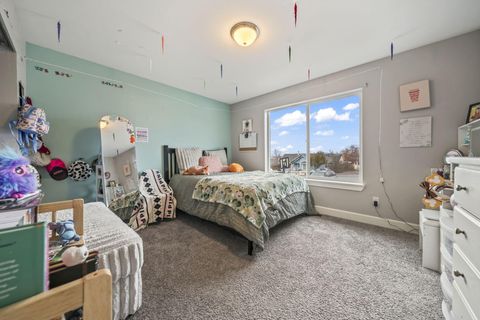 Tiny photo for 430 E D Street, Culver, OR 97734 (MLS # 220212199)