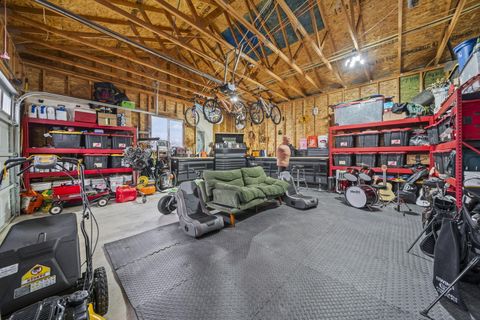 Tiny photo for 430 E D Street, Culver, OR 97734 (MLS # 220212199)