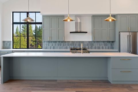 Tiny photo for 3118 NW Crossing Drive, Bend, OR 97703 (MLS # 220212954)