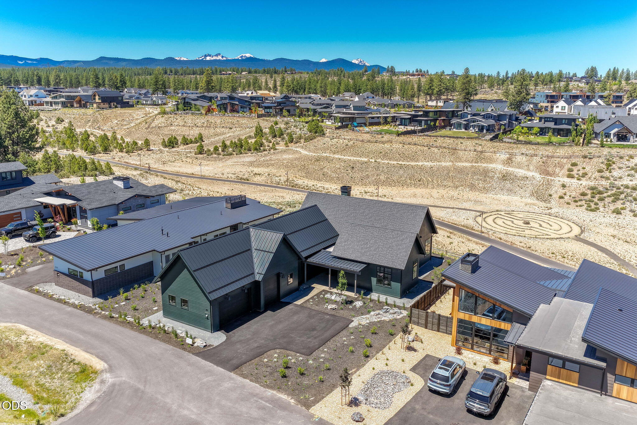 3118 NW Crossing Drive