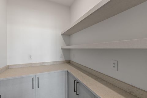 Tiny photo for 3118 NW Crossing Drive, Bend, OR 97703 (MLS # 220212954)