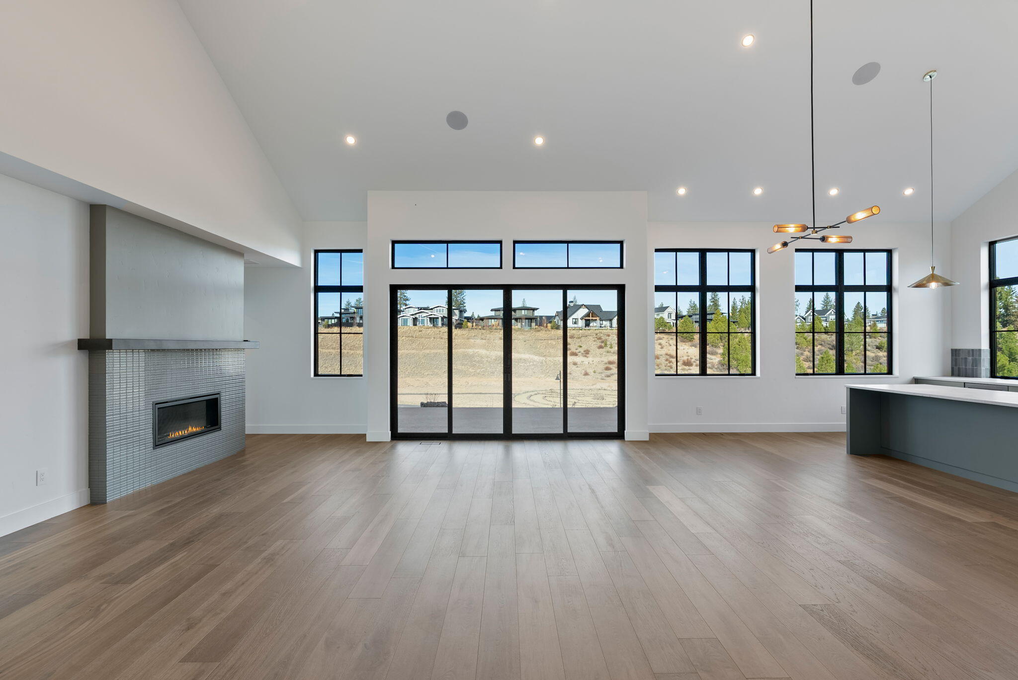 3118 NW Crossing Drive