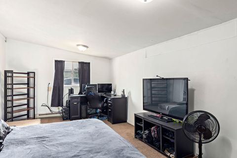 Tiny photo for 2817 Howard Avenue, Medford, OR 97501 (MLS # 220214316)