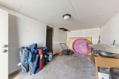 Tiny photo for 2817 Howard Avenue, Medford, OR 97501 (MLS # 220214316)