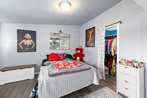 Tiny photo for 2817 Howard Avenue, Medford, OR 97501 (MLS # 220214316)