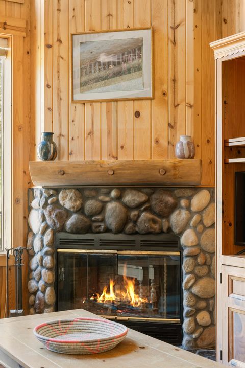 Tiny photo for 1643 Prairie Falcon Drive, Redmond, OR 97756 (MLS # 220220055)