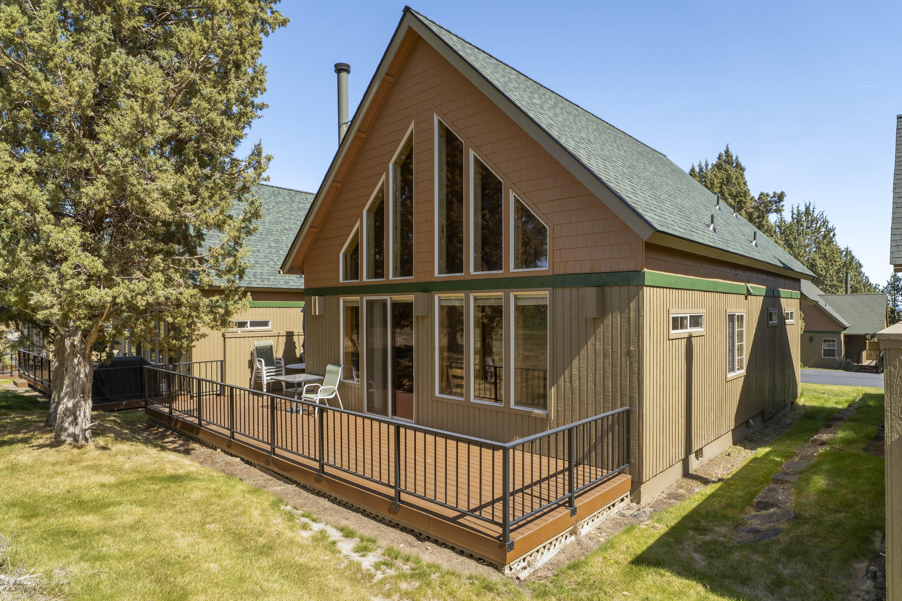 1643 Prairie Falcon Drive