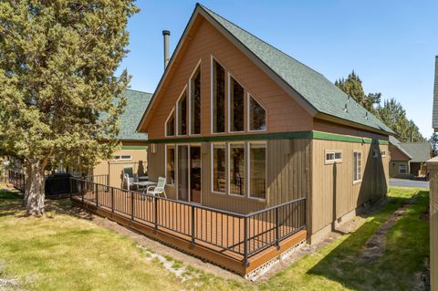 Tiny photo for 1643 Prairie Falcon Drive, Redmond, OR 97756 (MLS # 220220055)