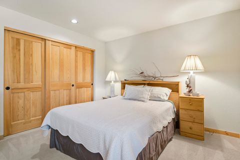 Tiny photo for 1643 Prairie Falcon Drive, Redmond, OR 97756 (MLS # 220220055)