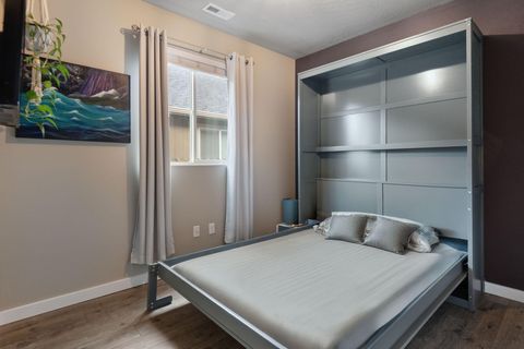 Tiny photo for 3559 SW Pumice Place, Redmond, OR 97756 (MLS # 220219456)