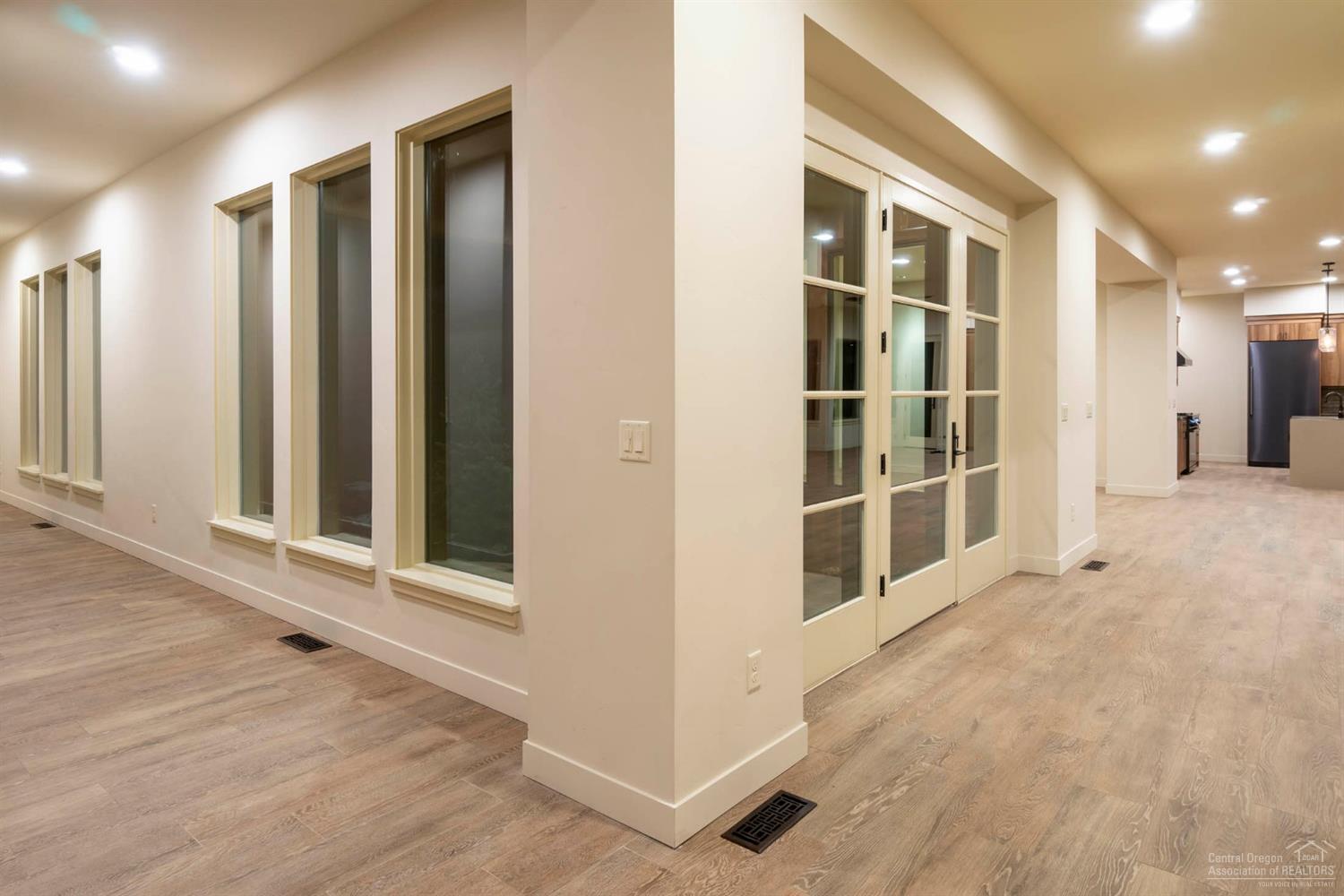 Broken Top - Residential