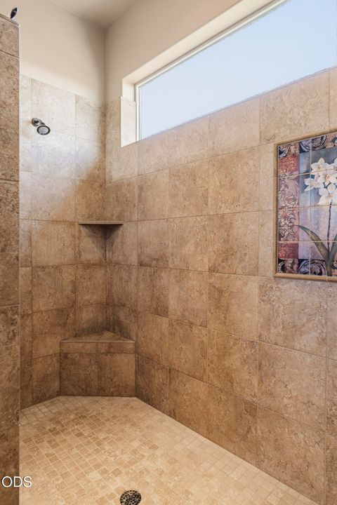 Tiny photo for 257 Highland Meadow Loop, Redmond, OR 97756 (MLS # 220223264)
