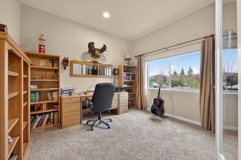 Tiny photo for 785 Ribbon Falls Road, Redmond, OR 97756 (MLS # 220219347)