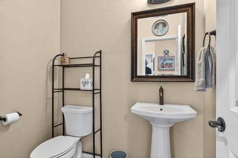 Tiny photo for 785 Ribbon Falls Road, Redmond, OR 97756 (MLS # 220219347)