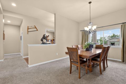 Tiny photo for 785 Ribbon Falls Road, Redmond, OR 97756 (MLS # 220219347)