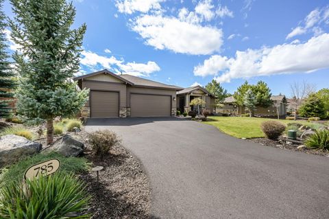 Tiny photo for 785 Ribbon Falls Road, Redmond, OR 97756 (MLS # 220219347)