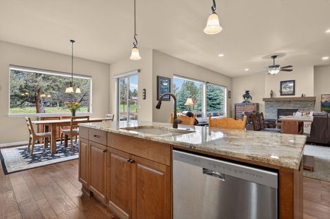 Tiny photo for 785 Ribbon Falls Road, Redmond, OR 97756 (MLS # 220219347)