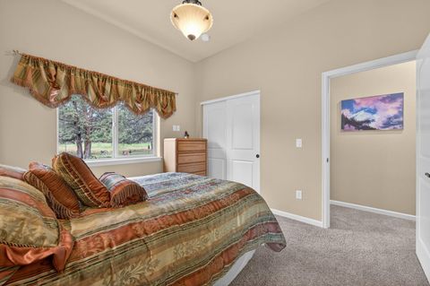 Tiny photo for 785 Ribbon Falls Road, Redmond, OR 97756 (MLS # 220219347)