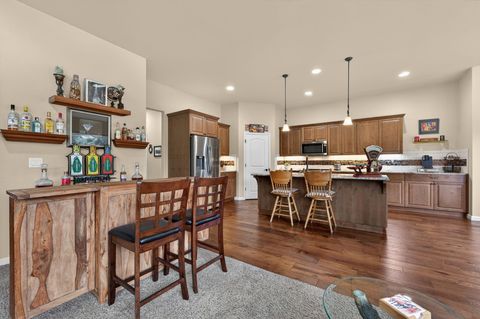 Tiny photo for 785 Ribbon Falls Road, Redmond, OR 97756 (MLS # 220219347)